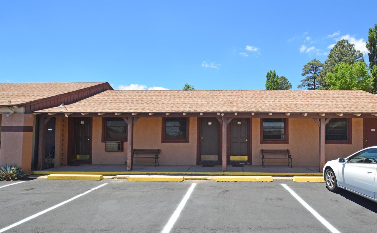 Western Hills Motel Флагстаф Екстериор снимка